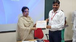 inspirational story of Sudhir Rajput who are making fazalpur village of baghpat uttar pradesh digital zrua