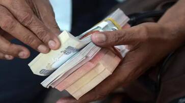 DDPI Arrested For Demand to Bribe in Chikkamagaluru grg DDPI Arrested For Demand to Bribe in Chikkamagaluru grg