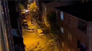 WATCH Dramatic videos of car floating, water gushing in Istanbul streets amid massive flood go viral snt WATCH Dramatic videos of car floating, water gushing in Istanbul streets amid massive flood go viral snt