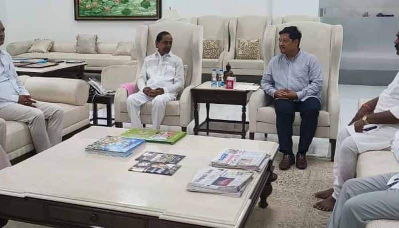 Meghalaya CM Conrad Sangma Meets  Telanana CM KCR at Pragathi Bhavn in Hyderabad lns