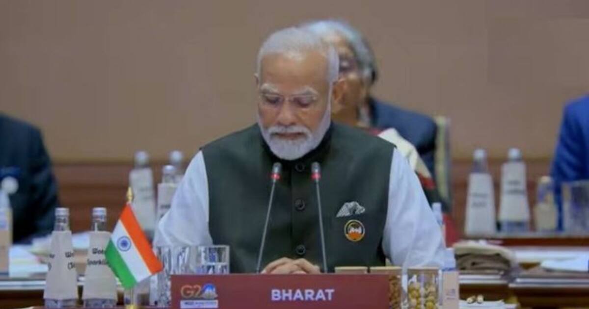 Bharat: இந்தியா கிடையாது.. 'பாரத்'.. ஜி20 மாநாட்டில் பிரதமர் மோடி அமர்ந்துள்ள பகுதிக்கு பெயர் மாற்றம் !!