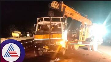 Terrible accident on Chennai-Bangalore highway 7 women dies rav Terrible accident on Chennai-Bangalore highway 7 women dies rav