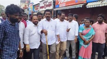 AP Bandh ... Guntur Mayor hul chal with police baton AKP VJA AP Bandh ... Guntur Mayor hul chal with police baton AKP VJA
