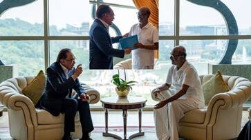 Tamil superstar rajinikanth met malaysia prime minister anwar ibrahim JmS Tamil superstar rajinikanth met malaysia prime minister anwar ibrahim JmS
