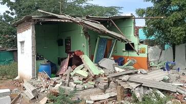 lorry hit home at dindigul madurai national highway and one person killed who slept at home in dindigul vel lorry hit home at dindigul madurai national highway and one person killed who slept at home in dindigul vel