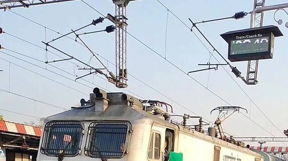 Railway reduces sleeper coaches on major trains in Kerala rkn Railway reduces sleeper coaches on major trains in Kerala rkn