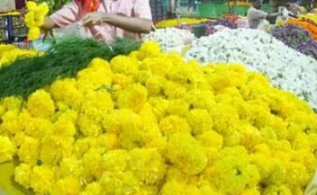 During Onam eight tons of flowers were shipped through cargo at Thiruvananthapuram Airport ppp