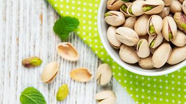 Why you should have pistachios daily azn Why you should have pistachios daily azn