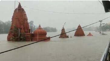 Floods in Madhya Pradesh.. Temples submerged in water in Ujjain..ISR Floods in Madhya Pradesh.. Temples submerged in water in Ujjain..ISR