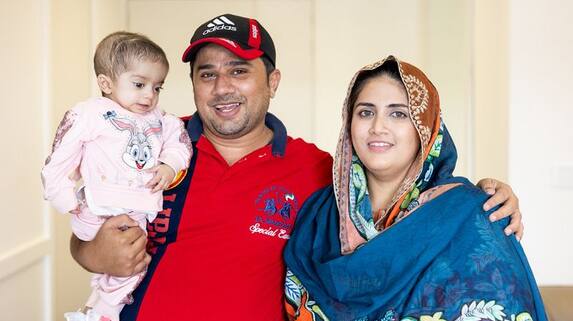 Bengaluru Doctors cured a Pakistani baby suffering from a rare disease of osteoporosis gvd Bengaluru Doctors cured a Pakistani baby suffering from a rare disease of osteoporosis gvd