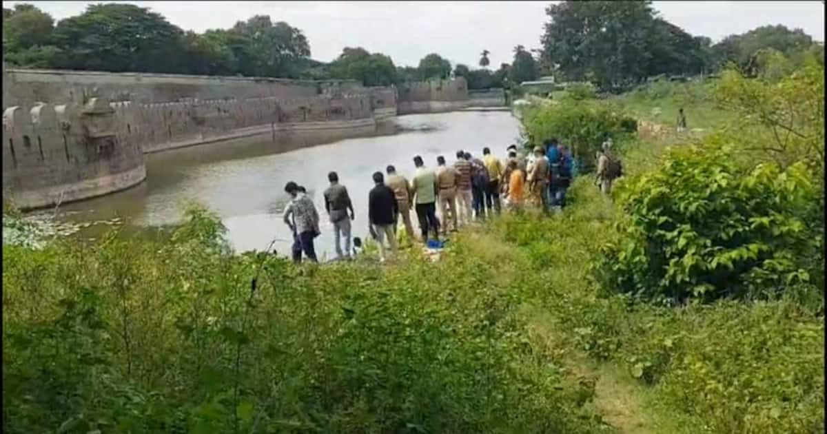 வேலூர் கோட்டையில் மிதந்த ஆண் சடலம்; பொதுமக்கள் அச்சம் - அதிகாரிகள் விசாரணை