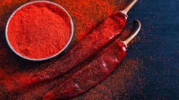 10 Side Effects of Consuming Red Chilli Powder