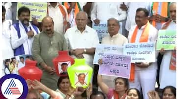Karnataka Ex CM BSY and Bommai detained during Cauvery protests in Bengaluru vkp Karnataka Ex CM BSY and Bommai detained during Cauvery protests in Bengaluru vkp