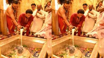 Sachin Tendulkar, Ravi Shastri, Sunil Gavaskar had darshan at Kashi Vishwanath Temple in Varanasi rsk Sachin Tendulkar, Ravi Shastri, Sunil Gavaskar had darshan at Kashi Vishwanath Temple in Varanasi rsk