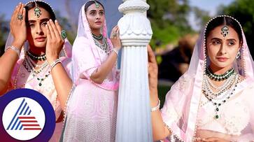 Puttakkana Makkalu serial fame Sneha Burli in Ranis attire suc Puttakkana Makkalu serial fame Sneha Burli in Ranis attire suc