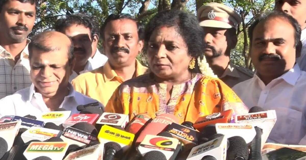 மகளிர் இடஒதுக்கீடு மசோதாவை திமுக குறை கூறுவதா? தமிழிசை காட்டம்!