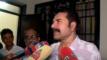 Mammootty pays homage to director K G George joy Mammootty pays homage to director K G George joy
