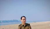 इनकम टैक्स की नौकरी छोड़ बन गईं DSP, कौन है लेडी ऑफिसर