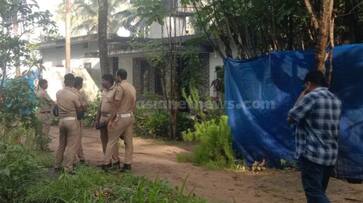 Enforcement raid at PFI state leader home in Chavakkad kgn Enforcement raid at PFI state leader home in Chavakkad kgn
