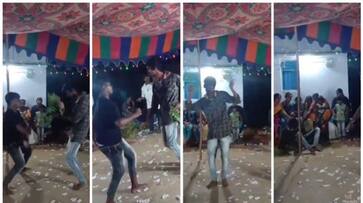 Video of a young man who danced during the Ganesha Chaturthi celebration fell down and died bkg Video of a young man who danced during the Ganesha Chaturthi celebration fell down and died bkg