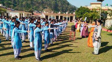 Dismissal of 20 lakh students from Bihar government schools Govt suspected that students studying in a private school but for DBT They joining a government school akb Dismissal of 20 lakh students from Bihar government schools Govt suspected that students studying in a private school but for DBT They joining a government school akb