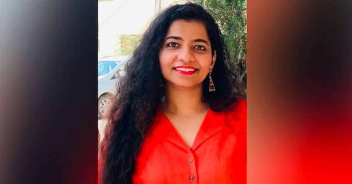 முதல் முறையாக உச்ச நீதிமன்றத்தில் சைகை மொழியில் வாதிட்ட வழக்கறிஞர்!