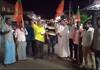 bjp cadres celebrate aiadmk decision on nda alliance break issue in kovilpatti vel