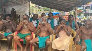Tamil Nadu farmers hold dead rats in their mouths in Cauvery water dispute protest san Tamil Nadu farmers hold dead rats in their mouths in Cauvery water dispute protest san