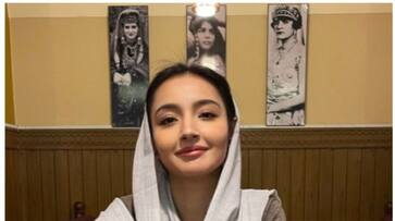 Sara Wahedi shared a picture of a woman sitting in a restaurant in Kabul Before the Taliban bkg Sara Wahedi shared a picture of a woman sitting in a restaurant in Kabul Before the Taliban bkg