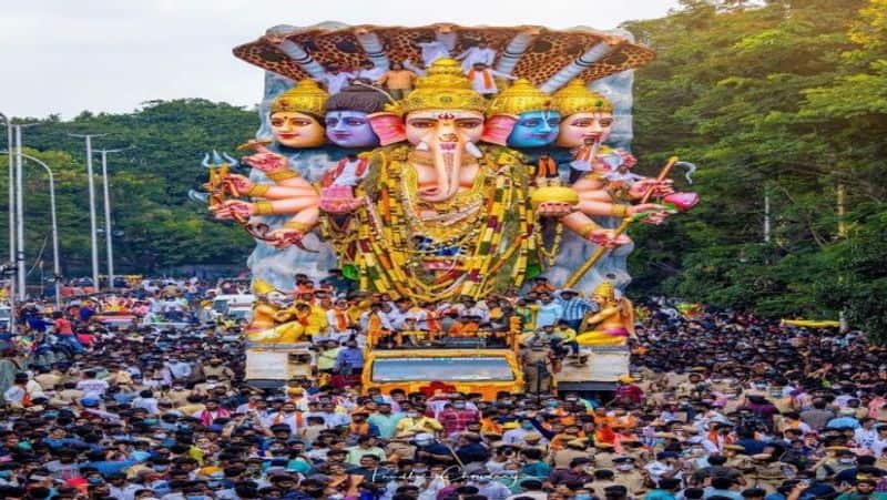 ganesh laddu auction In hyderabad Laddu auctioned for Rs 1.25 crore kxa 