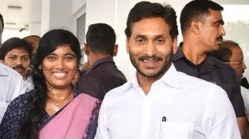 Nandigama Politics .... YCP ZPTC Sowmya ready to contest assembly elections AKP Nandigama Politics .... YCP ZPTC Sowmya ready to contest assembly elections AKP