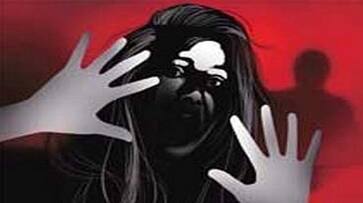 Angry over inter-faith relationship, Kerala engineer forces teen daughter to drink herbicide sgb Angry over inter-faith relationship, Kerala engineer forces teen daughter to drink herbicide sgb