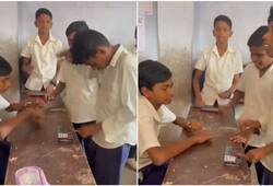 kozhikode thiruvangoor school students viral video joy