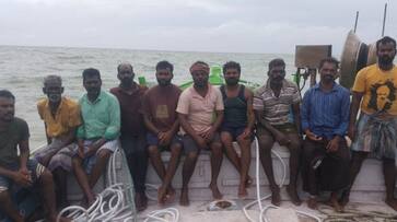 Trawler boat and 10 Tamilnadu fishermen were rescued after the engine failure ppp Trawler boat and 10 Tamilnadu fishermen were rescued after the engine failure ppp