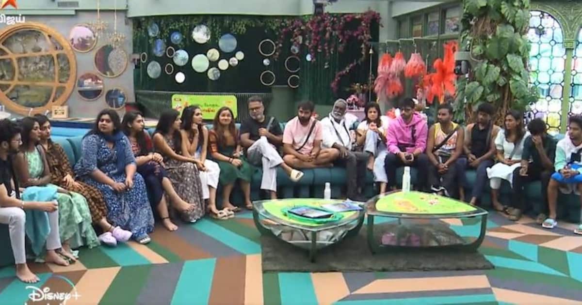 Biggboss 7: முதல் நாளே பிக்பாஸ் கொடுத்த தண்டனை! இரண்டாவது வீட்டுக்கு போன 6 போட்டியாளர்கள் யார் யார் தெரியுமா? 