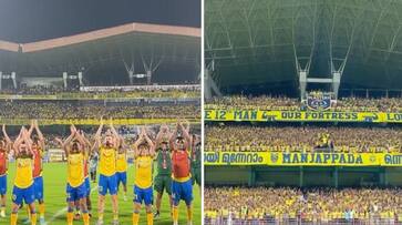 football ISL 2023-24: Kerala Blasters' players join fans in unique celebration after win over Jamshedpur FC - WATCH snt football ISL 2023-24: Kerala Blasters' players join fans in unique celebration after win over Jamshedpur FC - WATCH snt