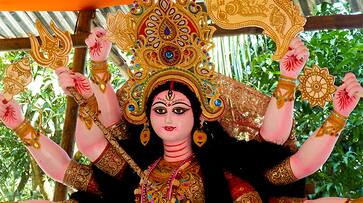 Navratri 2023 donation of these things before the end of navratri suh Navratri 2023 donation of these things before the end of navratri suh