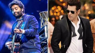 Arijit Singh spotted at Salman Khan's Galaxy apartment in Mumbai; did the duo finally end their 9-year feud? Read this RBA Arijit Singh spotted at Salman Khan's Galaxy apartment in Mumbai; did the duo finally end their 9-year feud? Read this RBA