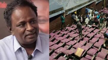 Blue sattai Maaran Slams Vijay fans for damage rohini theatre during Leo Trailer screening gan Blue sattai Maaran Slams Vijay fans for damage rohini theatre during Leo Trailer screening gan
