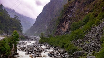 Sikkim flash floods: Disaster relief team fails to land; schools, colleges to remain close till October 15 AJR Sikkim flash floods: Disaster relief team fails to land; schools, colleges to remain close till October 15 AJR