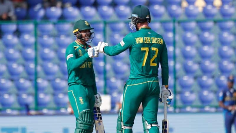 South Africa Player Quinton de Kock has the highest individual score by a wicket keeper in the 48 year old World Cup rsk