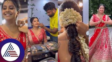 Anchor Anushree is ready like a bride for Sarigamapa program suc Anchor Anushree is ready like a bride for Sarigamapa program suc