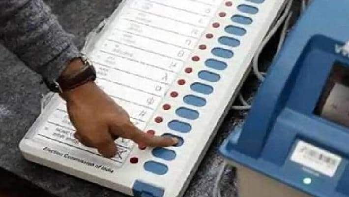 Fact-check: Viral video claiming EVMs can be hacked is FAKE news