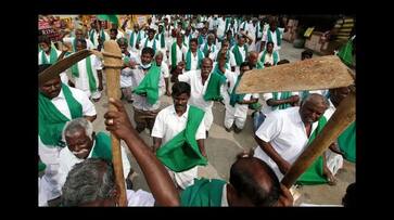 farmers protest against tn government near rajarathinam stadium in chennai vel farmers protest against tn government near rajarathinam stadium in chennai vel