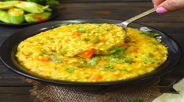 bengali khichdi navratri bhog recipe in hindi kxa 