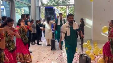 ODI World Cup 2023: Ahead of India clash, Pakistan team welcomed by Garba dancers in Ahmedabad - WATCH snt ODI World Cup 2023: Ahead of India clash, Pakistan team welcomed by Garba dancers in Ahmedabad - WATCH snt