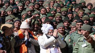 Prime Minister's conversation with security forces in Uttarakhand Parvati Kund.. Modi praised the services of soldiers..ISR Prime Minister's conversation with security forces in Uttarakhand Parvati Kund.. Modi praised the services of soldiers..ISR
