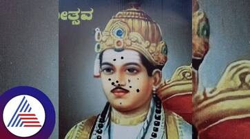 Miscreants defame basaveshwar photo issue controversy between Congress BJP Lingayats at kalaburgi rav Miscreants defame basaveshwar photo issue controversy between Congress BJP Lingayats at kalaburgi rav