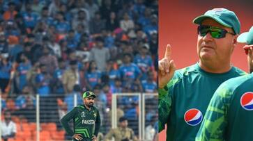 Wasim Akram and Moin Khan slams Pak Team Director Mickey Arthur On BCCI Event Remark Rohikt Sharma Babar Azam gkc Wasim Akram and Moin Khan slams Pak Team Director Mickey Arthur On BCCI Event Remark Rohikt Sharma Babar Azam gkc