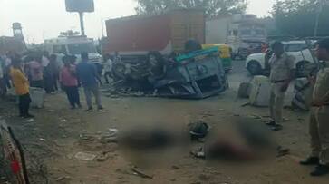 Maharashtra Mini-Bus Hits Container On Samruddhi Expressway 12 People Killed, 23 Injured KRj Maharashtra Mini-Bus Hits Container On Samruddhi Expressway 12 People Killed, 23 Injured KRj